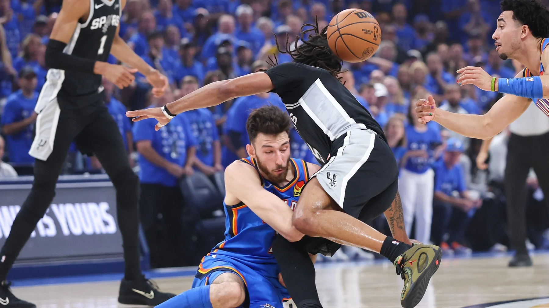 Chet Holmgren protecting the rim for the Oklahoma City Thunder